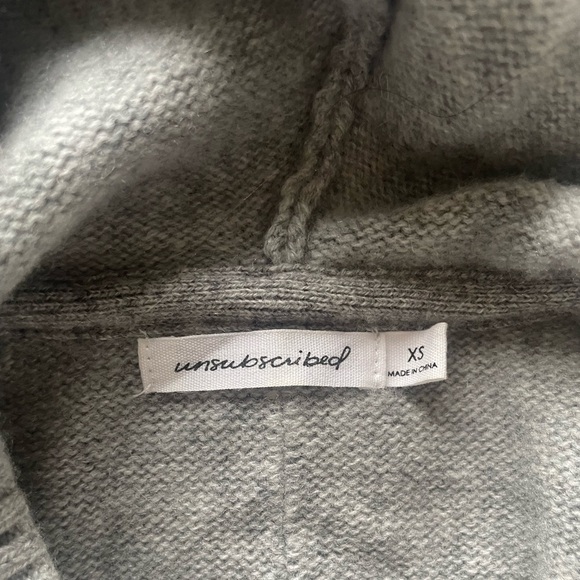unsubscribed 🦛 cashmere pullover - Picture 2 of 4